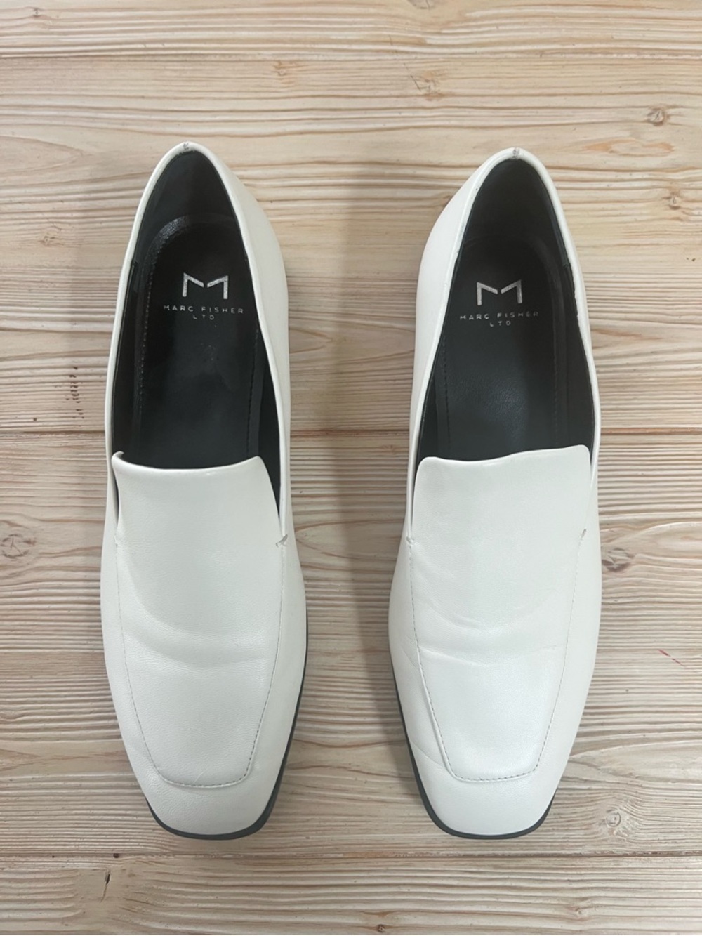 Marc Fisher LTD White Leather Loafers – Minimal Slip-On Flats Size 8